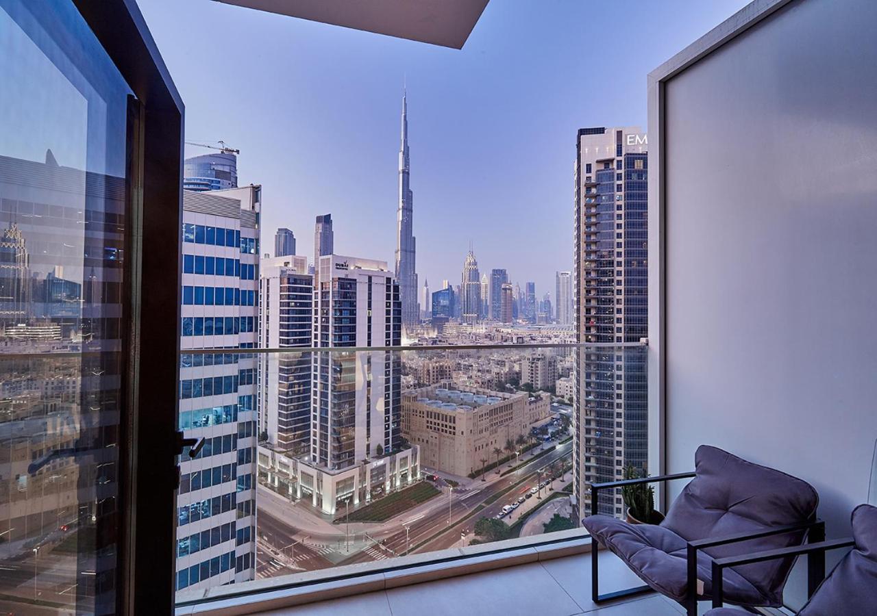 Luxury Studios With Burj Khalifa Or Canal View In Downtown - Marquise Square Tower Dubái Exterior foto